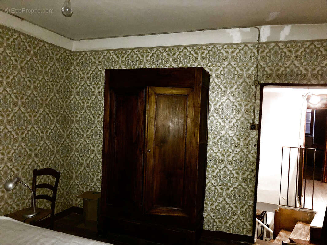 Maison à MONTOLIEU