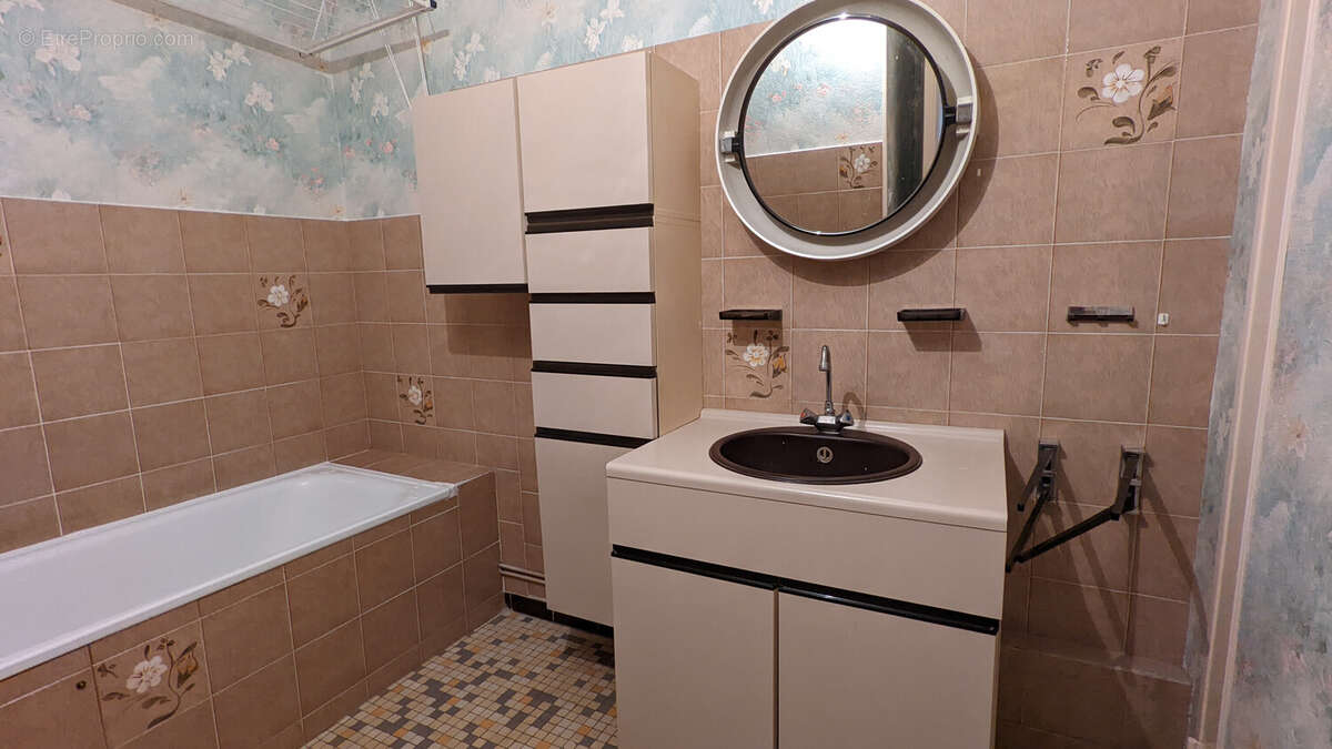 Appartement à CHENOVE