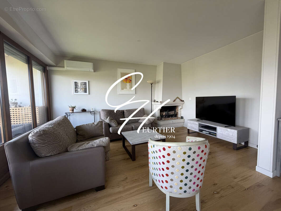 Appartement à ECHIROLLES