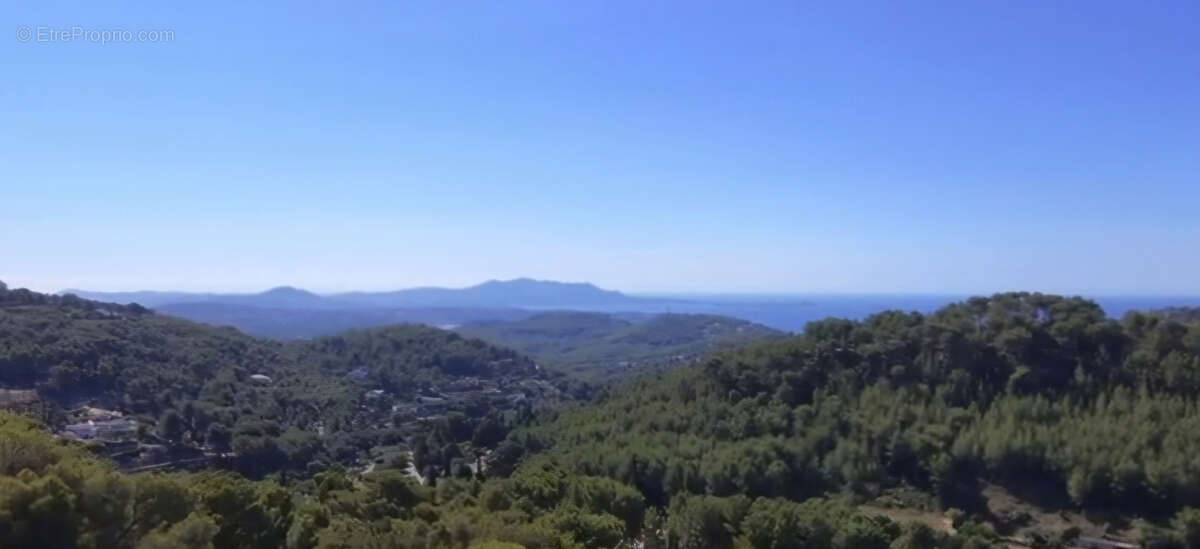 Maison à LA CADIERE-D'AZUR
