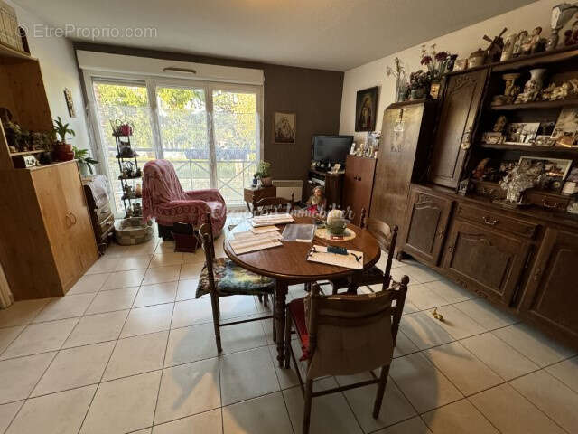 Appartement à EQUEMAUVILLE