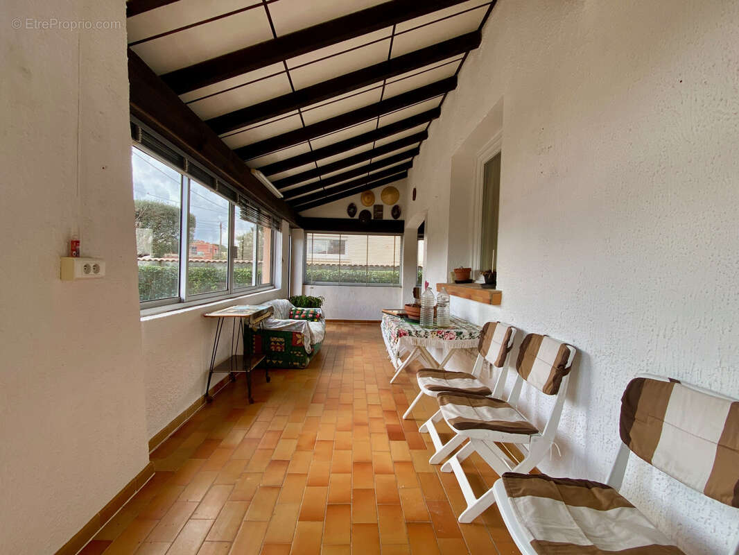 Maison à COURNONTERRAL