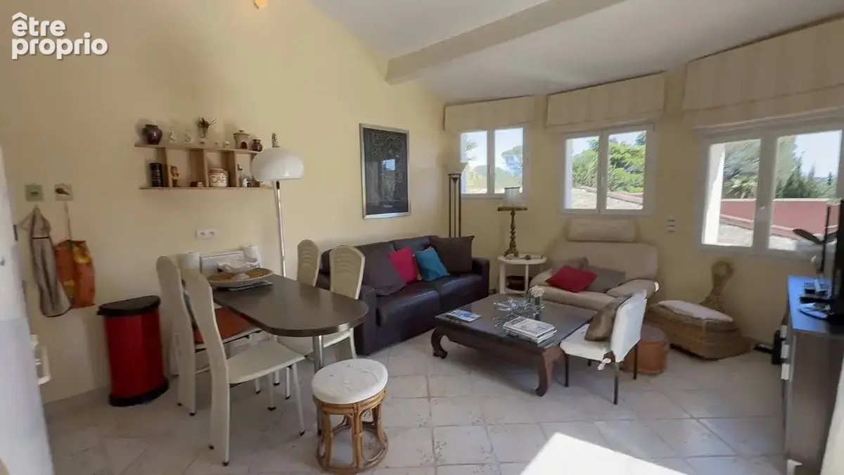 Villa 260m² avec piscine à Fréjus Valescure dans un domaine privé sur un terrain de 1750m² - photo 36