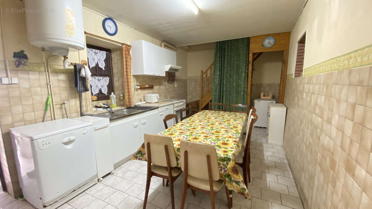 Maison à SAINT-THOMAS-DE-CONAC