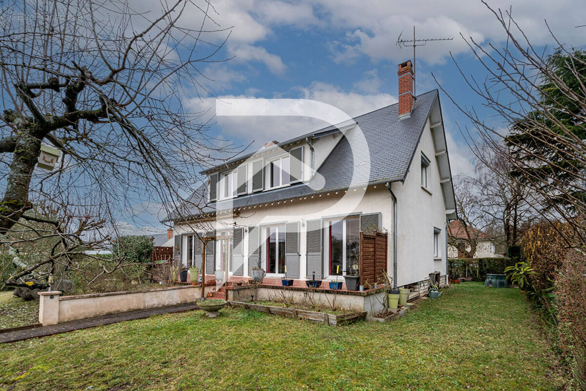 Maison à OLIVET