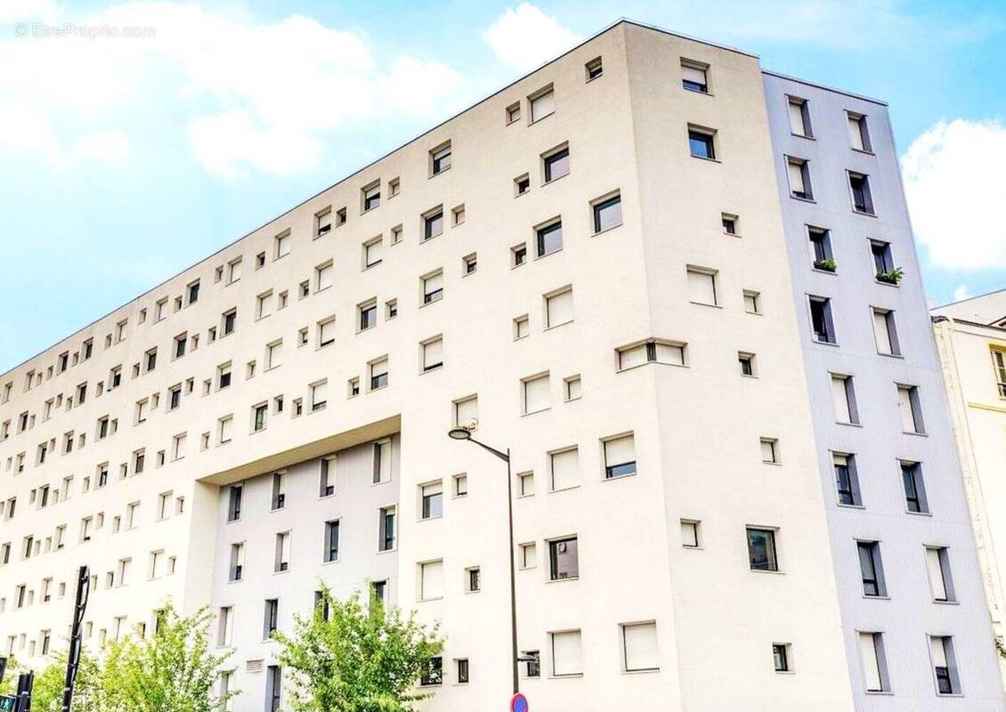 Appartement à AUBERVILLIERS