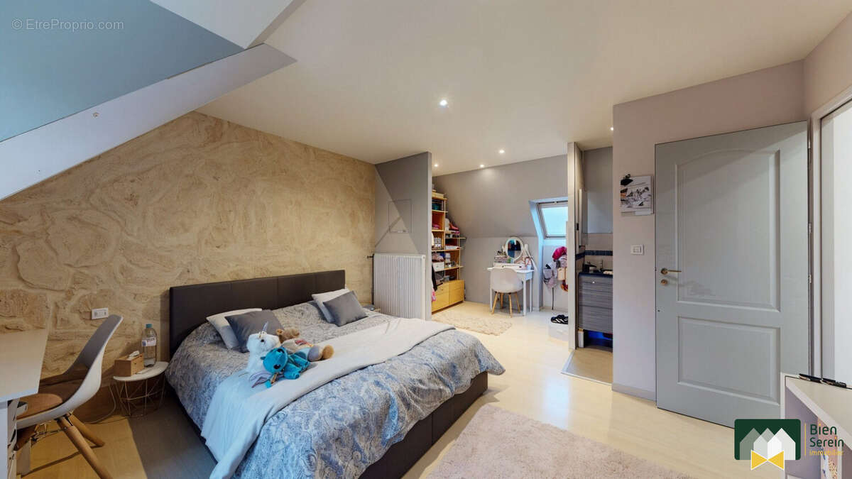 Maison à CLEVILLIERS