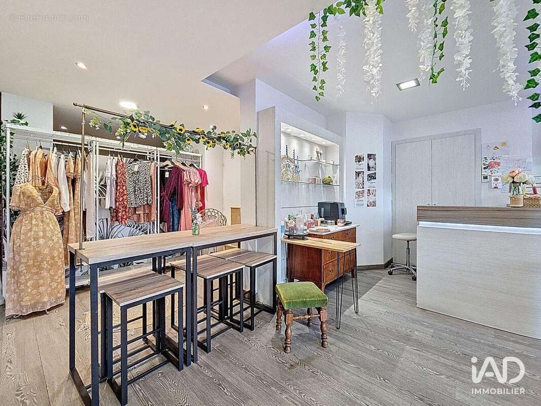 Photo 6 - Commerce à BONNE