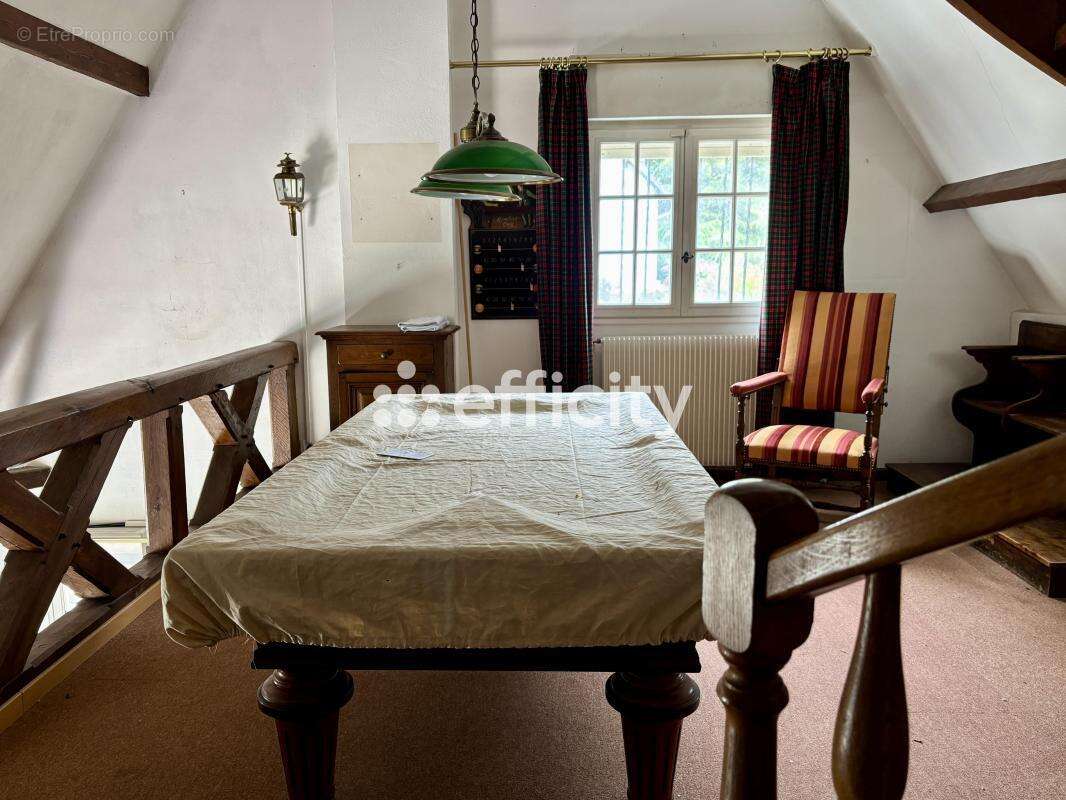 Maison à SAINT-CHERON