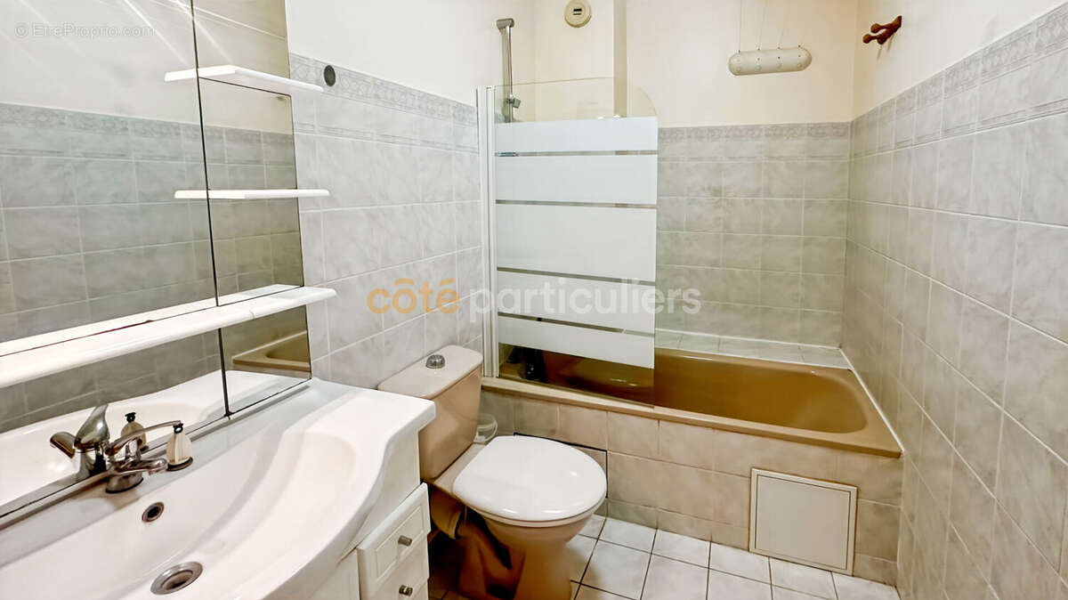 Appartement à BRIE-COMTE-ROBERT