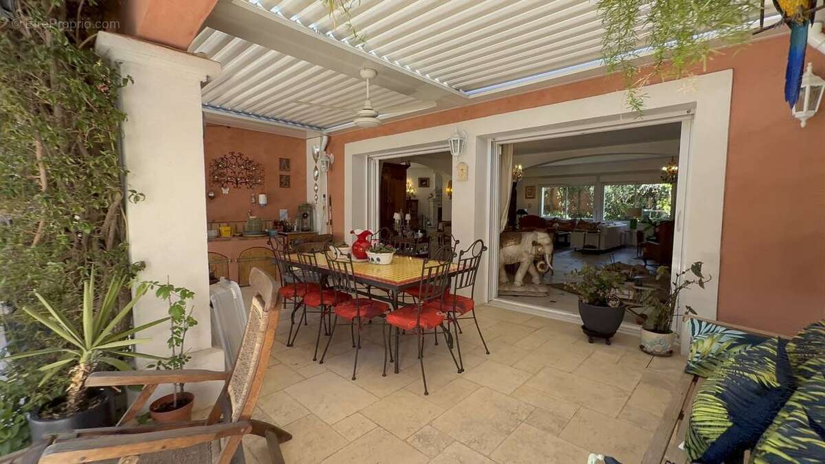 Maison à FREJUS