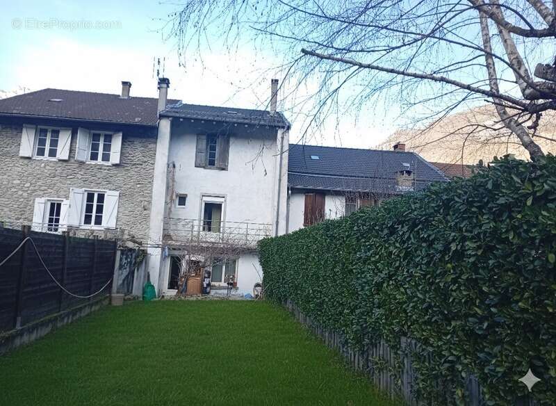 Maison à vendre 7 pièces  (09) - photo 3