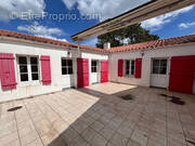 Commerce à L'AIGUILLON-SUR-MER