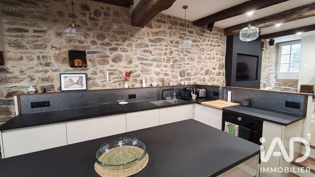Maison 127 m² à Saint-Aubin-Du-Cormier  - photo 7