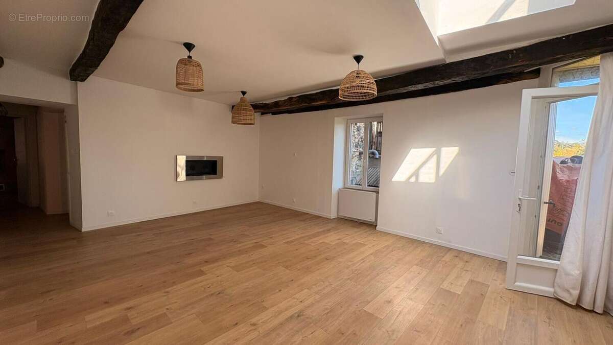 Maison à SAINT-COME-D'OLT