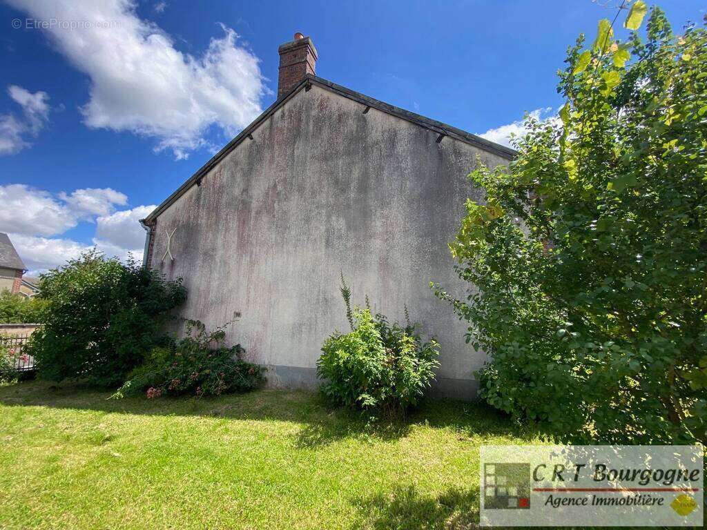 Maison à CHAMPIGNELLES