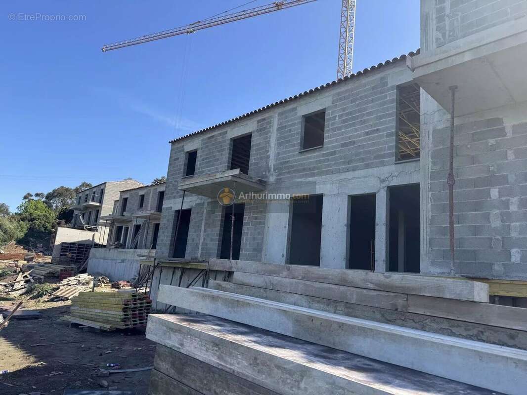 Appartement à OLETTA