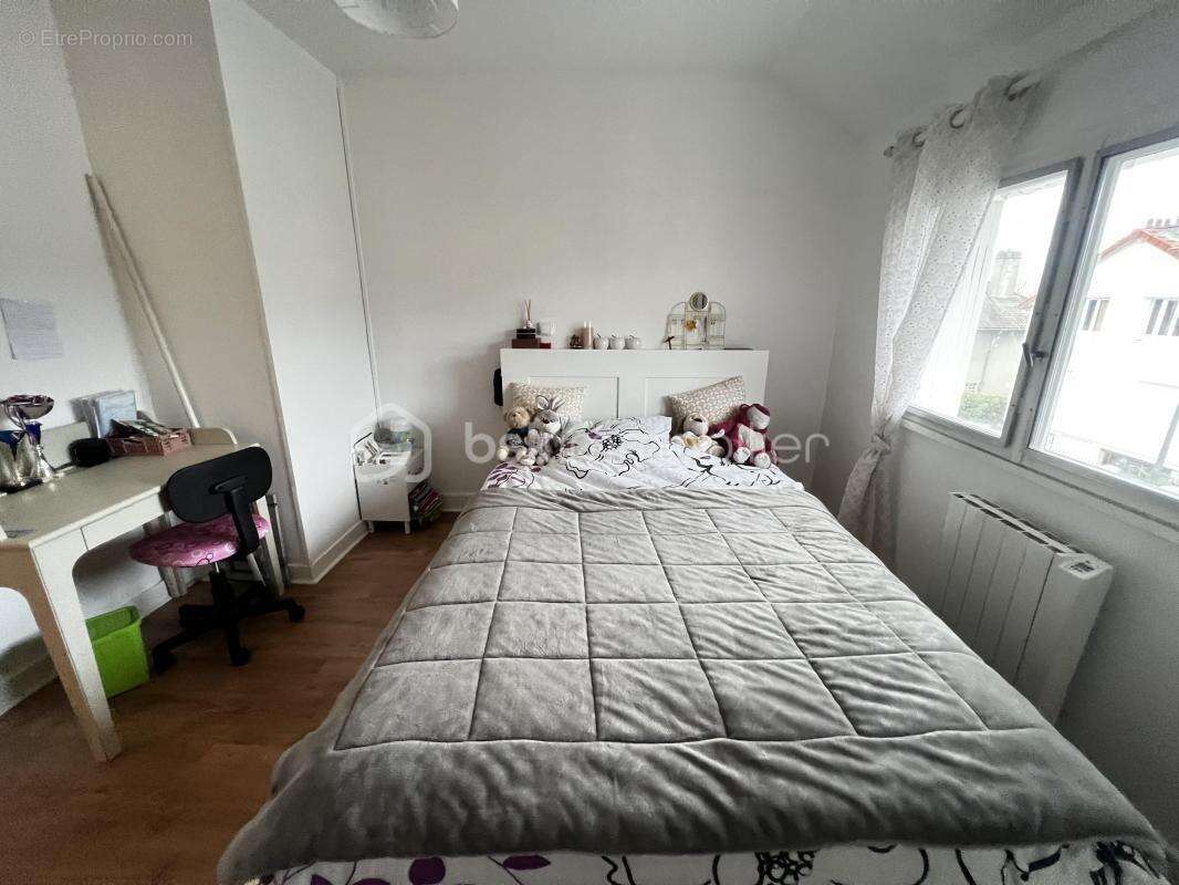 Maison à BONNEUIL-SUR-MARNE