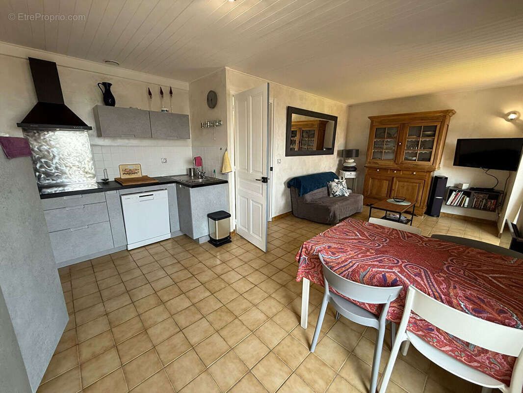 Appartement à ALBOUSSIERE
