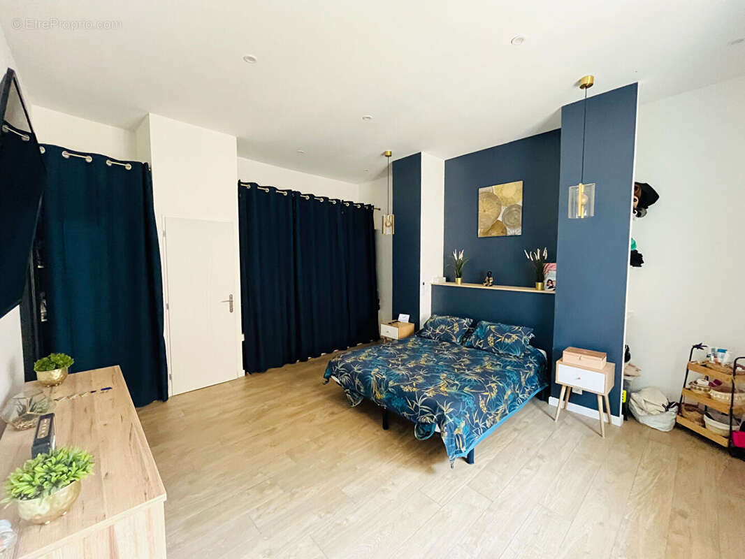 Maison à CORNEILHAN