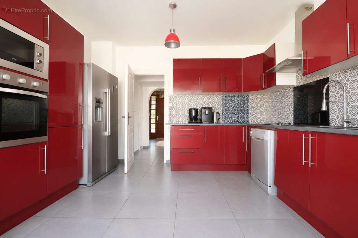 Maison 230 m² à Brochon  - photo 6
