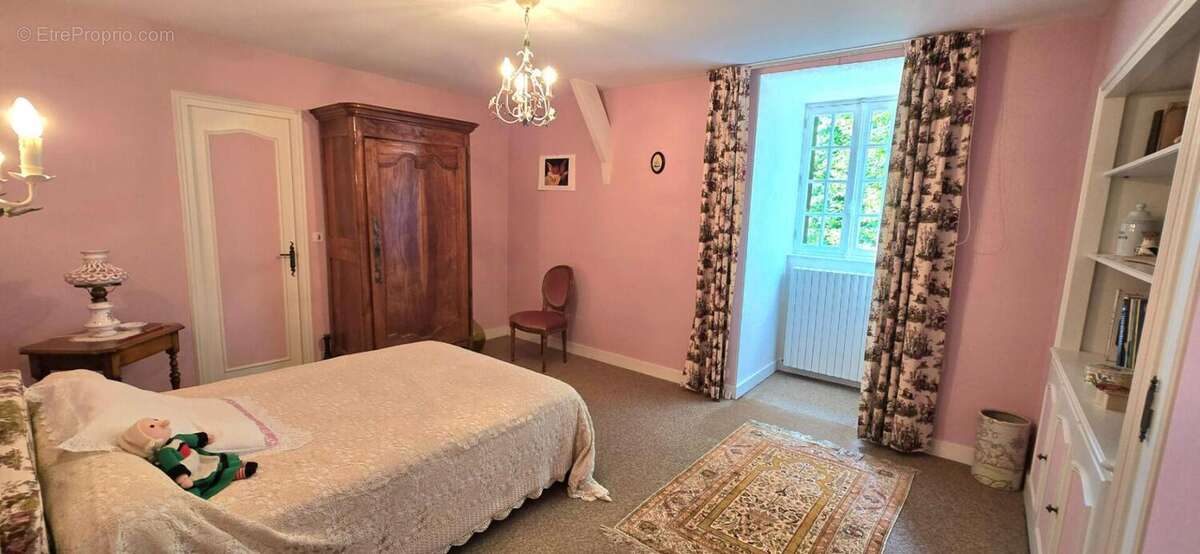 Maison à COULOUNIEIX-CHAMIERS