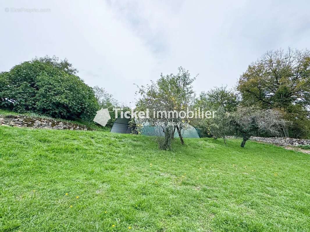 Maison à CANIAC-DU-CAUSSE