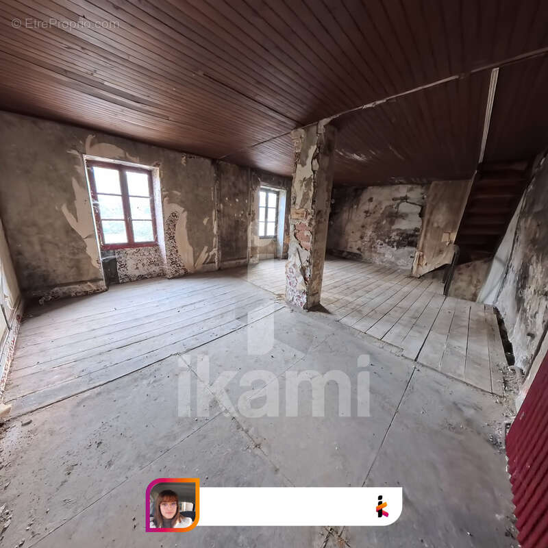 Maison à SAINT-LATTIER