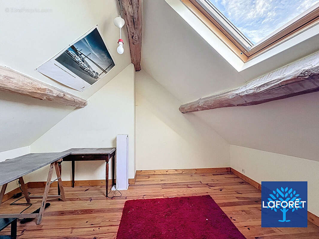 Maison à SAINT-MARTIN-EN-BIERE