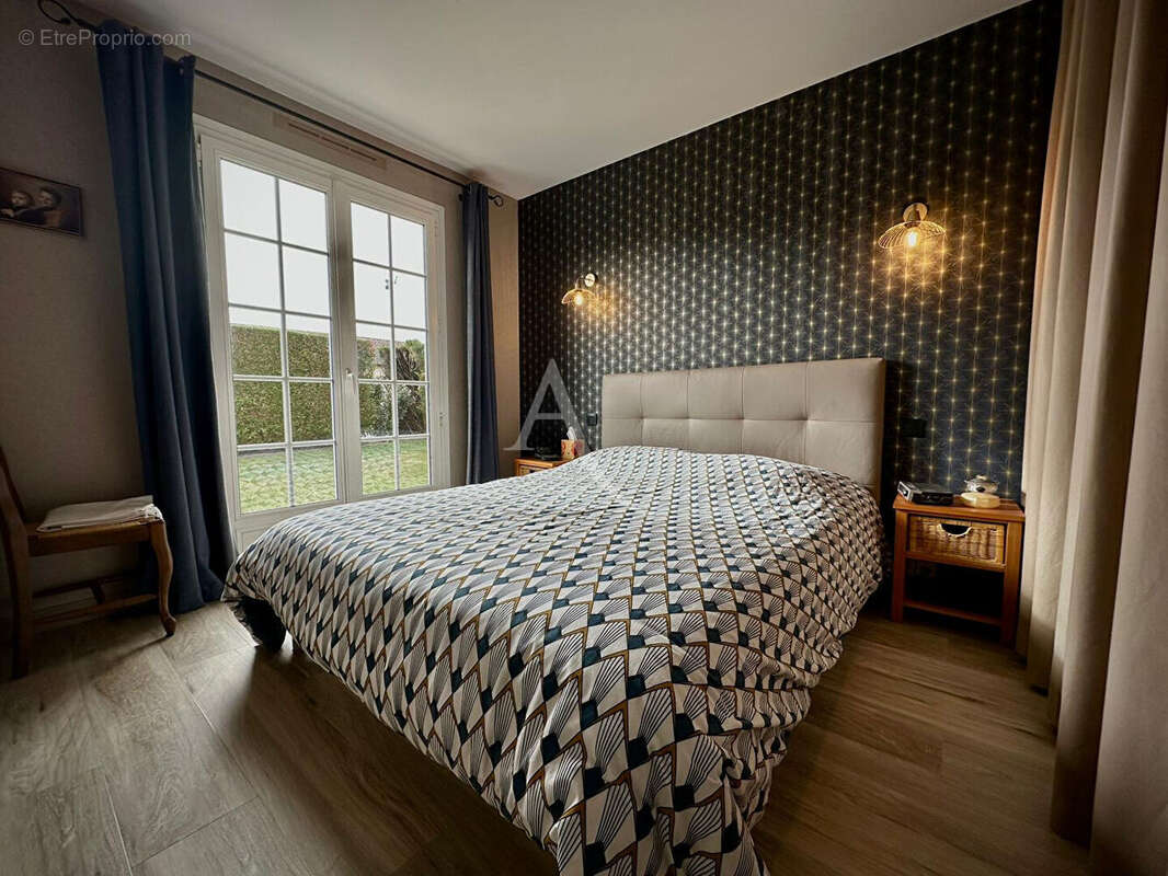 Maison à CHATEAUNEUF-EN-THYMERAIS