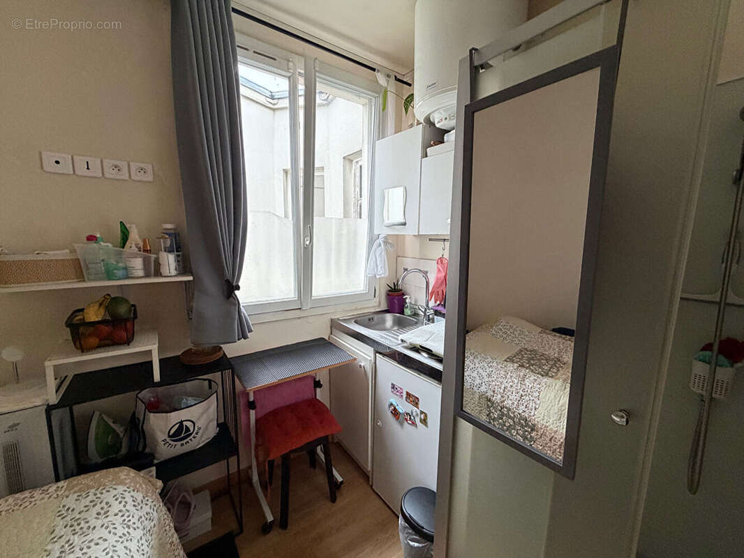 Appartement à PARIS-17E