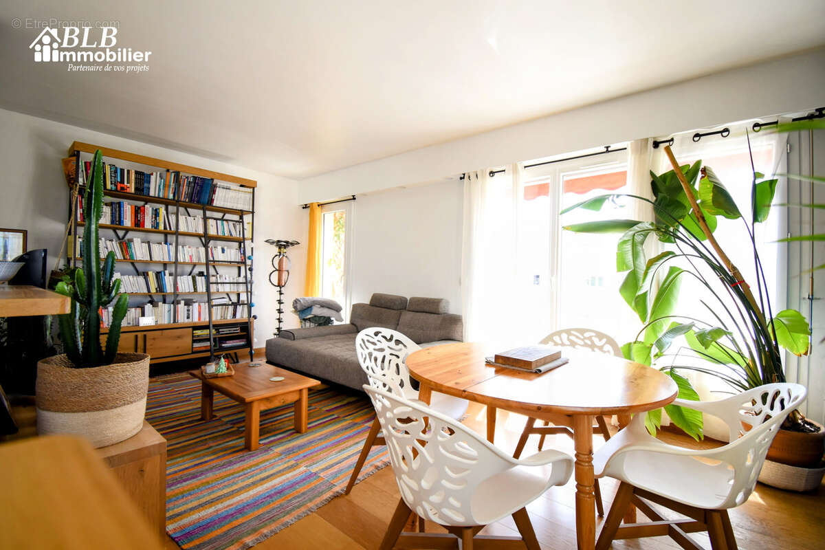 Appartement à MAUREPAS