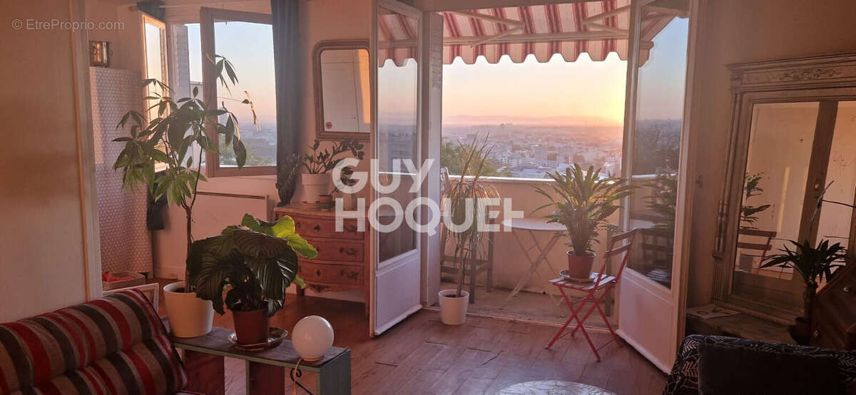 Appartement à LA MULATIERE