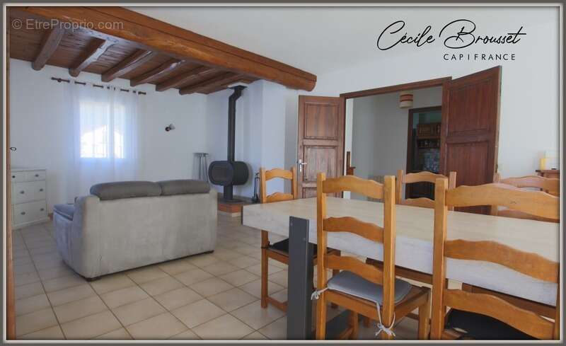 Villa 4 faces à vendre sur 1425 m2 de terrain avec garage et studio indépendant à REYNES (66) - photo 3