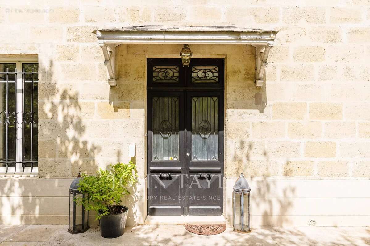 Maison à LE BOUSCAT