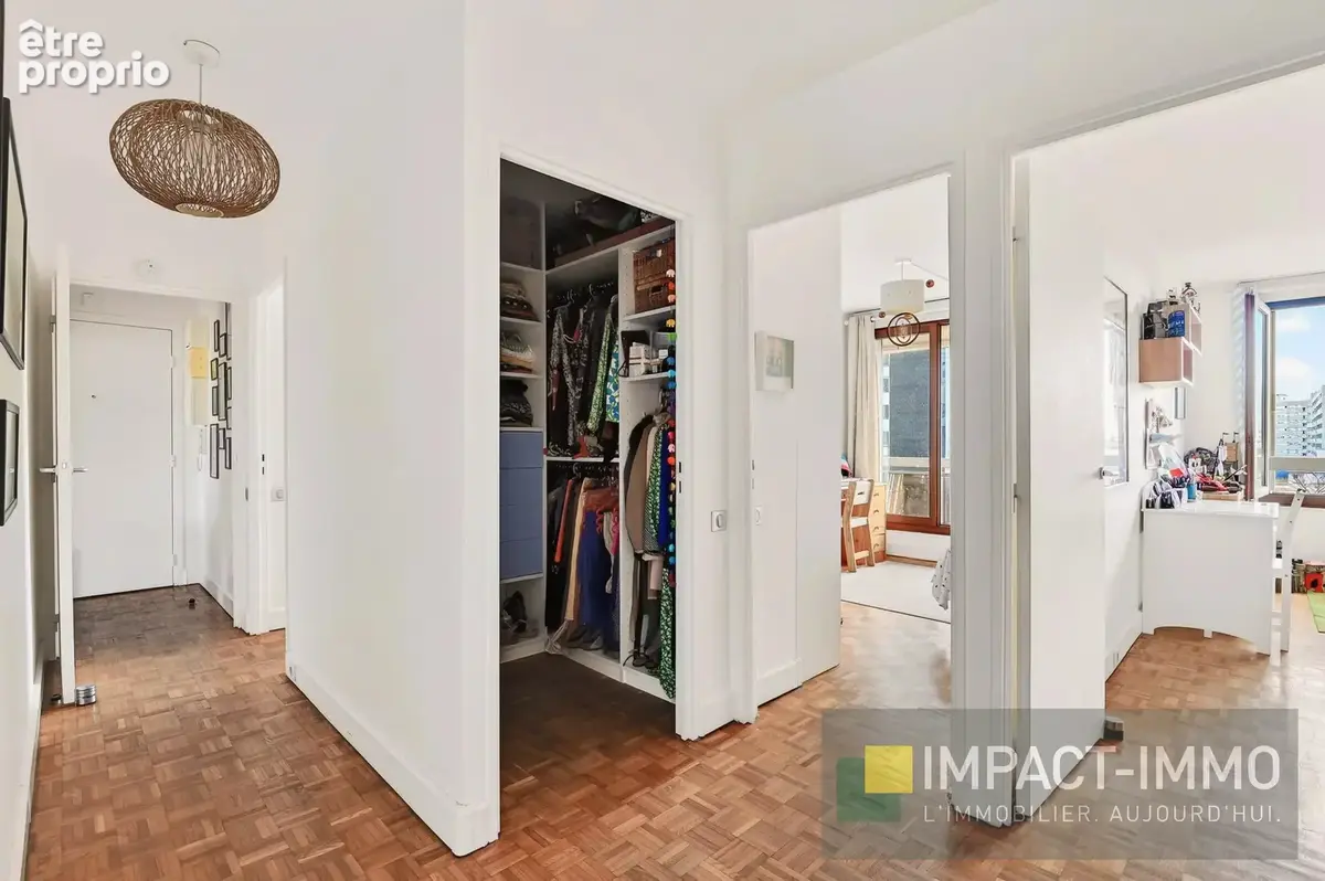 5 pièces en excellent état - 2 exterieurs - plein coeur de courbevoie - photo 8