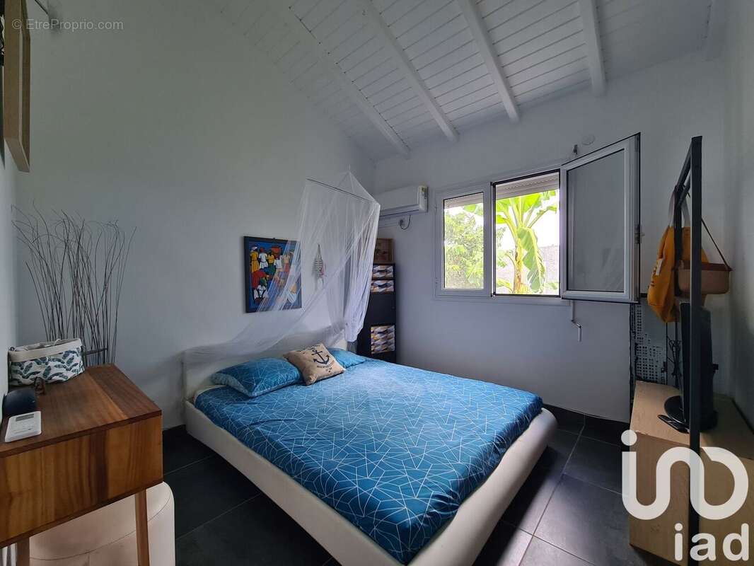 Maison 135 m² à Sainte-Anne  - photo 8