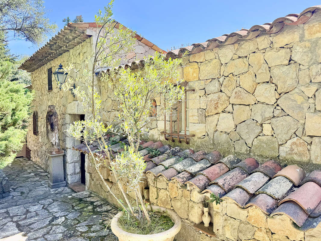 Maison à SPERACEDES