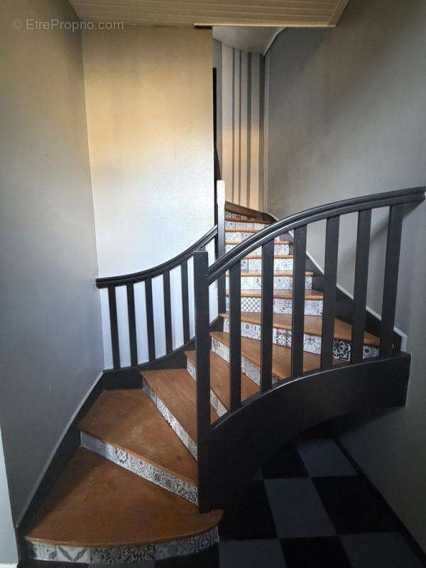 EXCLUSIVITÉ – Ancien Hôtel Particulier au cœur historique de Bellême - photo 8
