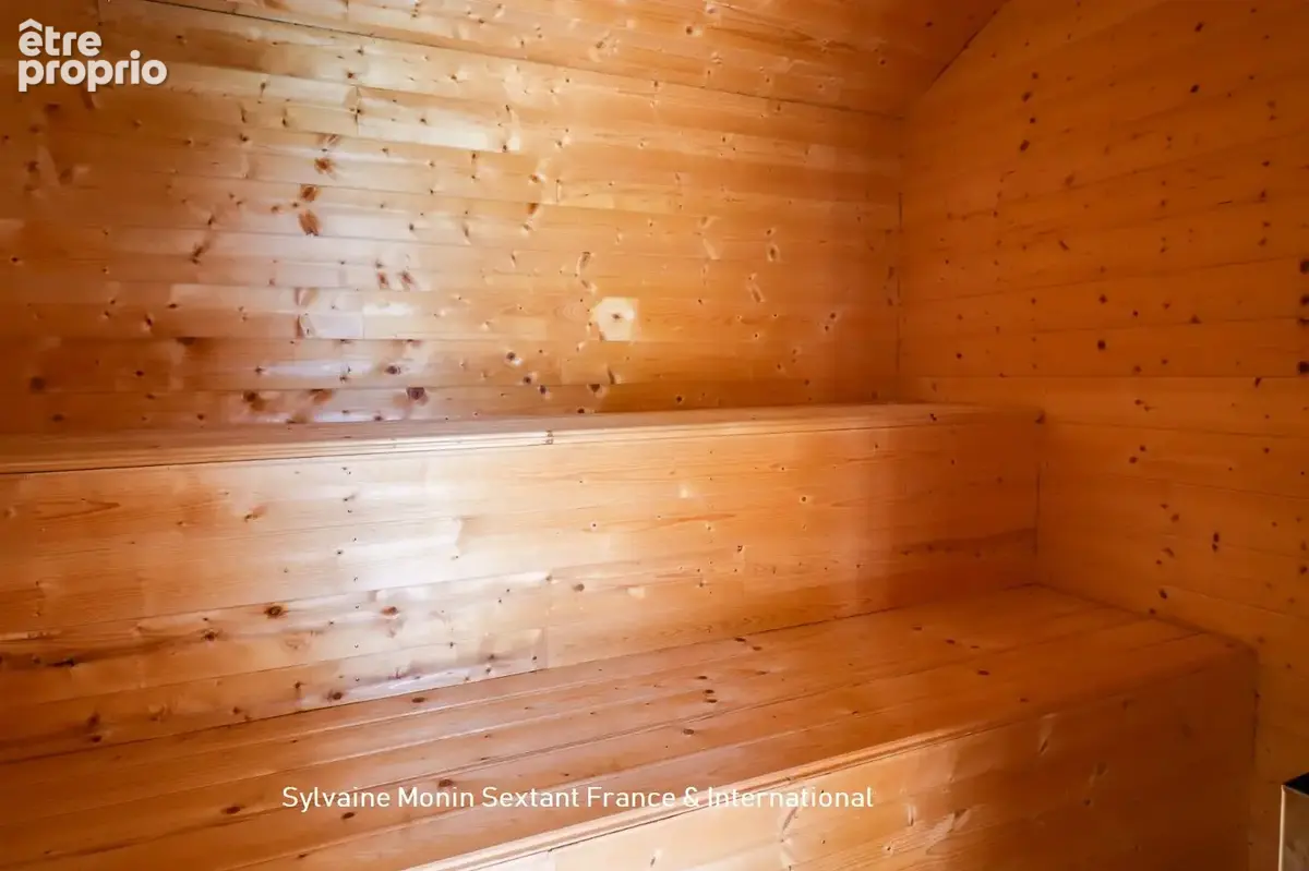 Propriété de charme avec logement indépendant, piscine, sauna et 1,4 hectare de terrain - photo 7