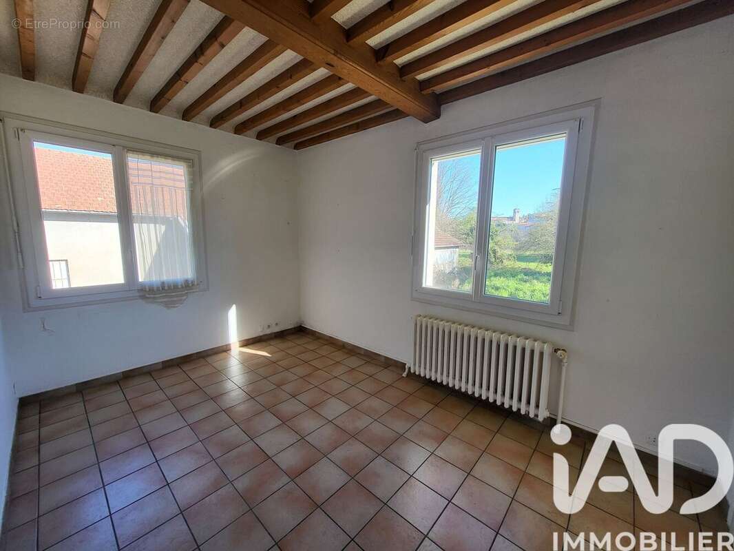 Photo 6 - Maison à SAINT-JUST-SAINT-RAMBERT