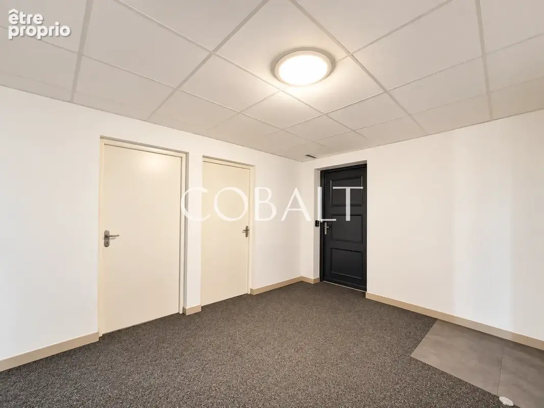 Appartement - 80 m2 - 2 chambres - Place de stationnement + Cave - Saint-Marc-sur-Mer - photo 9