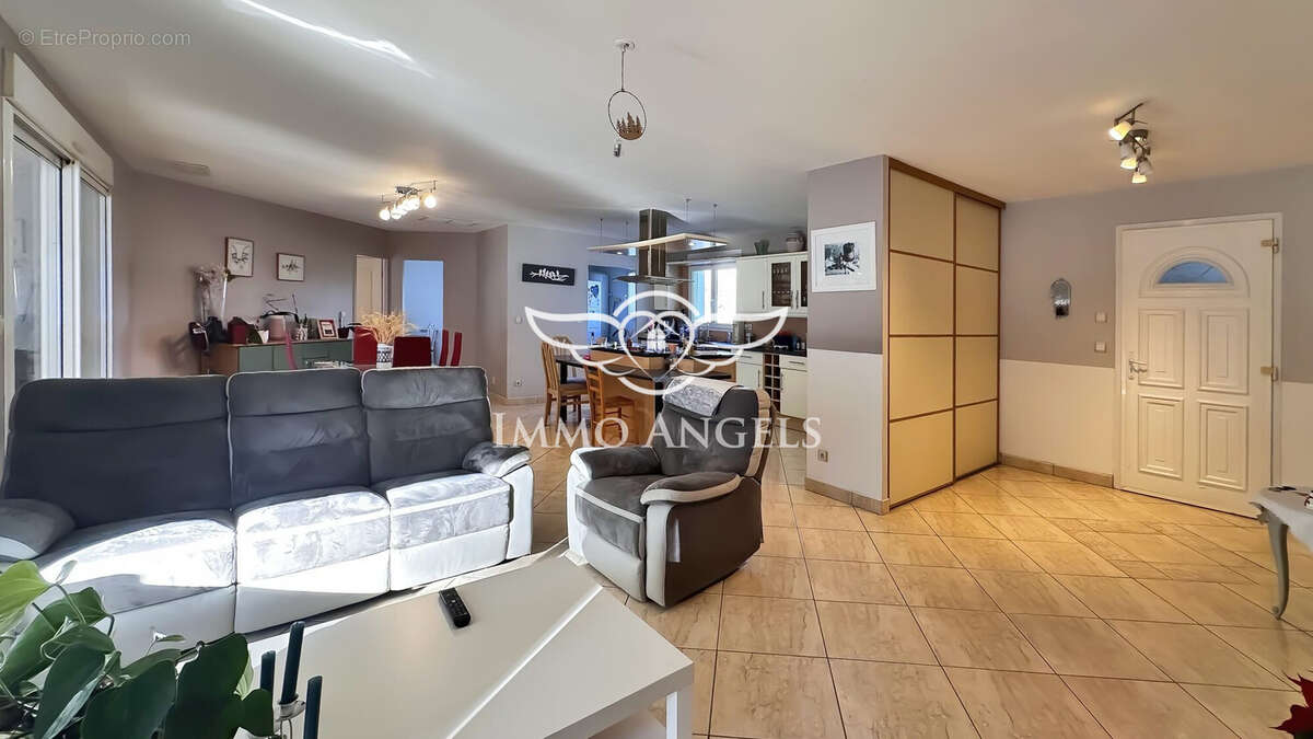 Maison 140 m² à Prades-Le-Lez  - photo 5