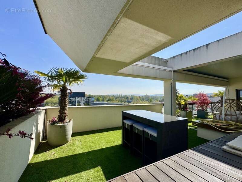 Appartement à SURESNES