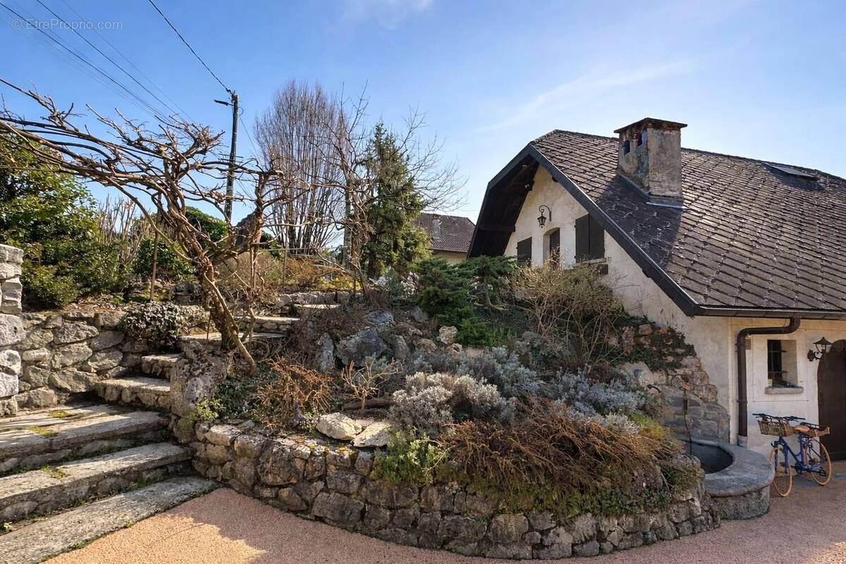 Maison à AIX-LES-BAINS