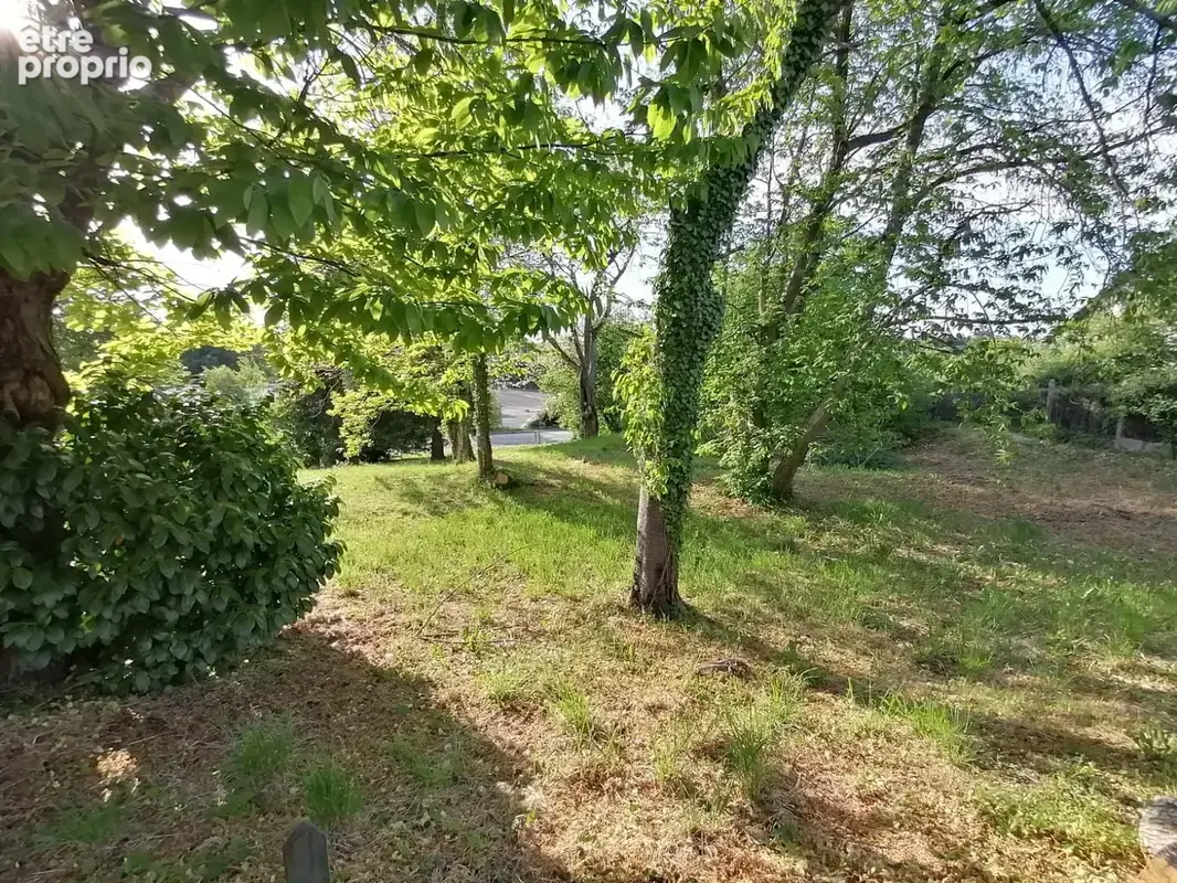 Terrain 1478 m² à La Souterraine  - photo 2