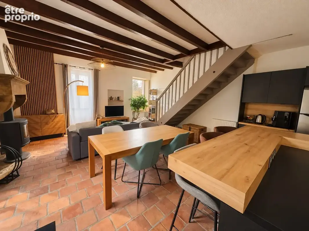 Maison 5 pièces 106 m² à vendre à Saint-Barthelemy-De-Vals (26240) - photo 1