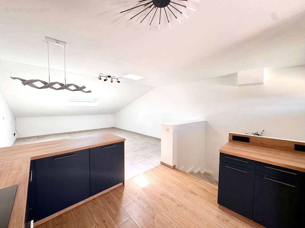 Appartement à VAISON-LA-ROMAINE