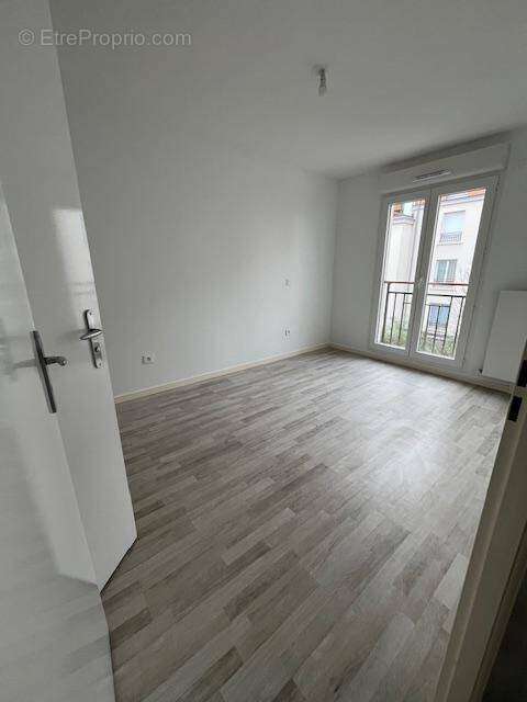 Appartement à ROSNY-SOUS-BOIS