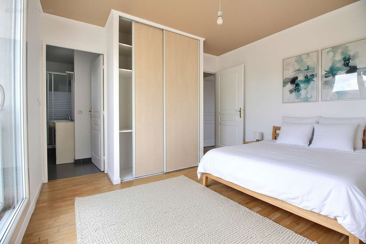 Appartement à SAINT-OUEN